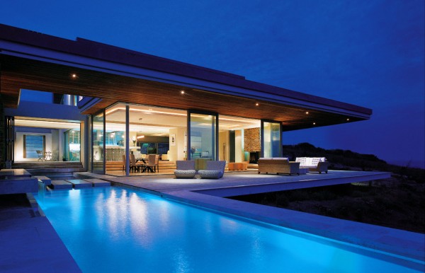 The amazing SAOTA designed Cove 6 house in Knysna, South Africa